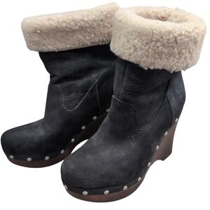 UGG Carnegie Boots, Black suede, wedged heel, adjustable heights sherpa, women 7